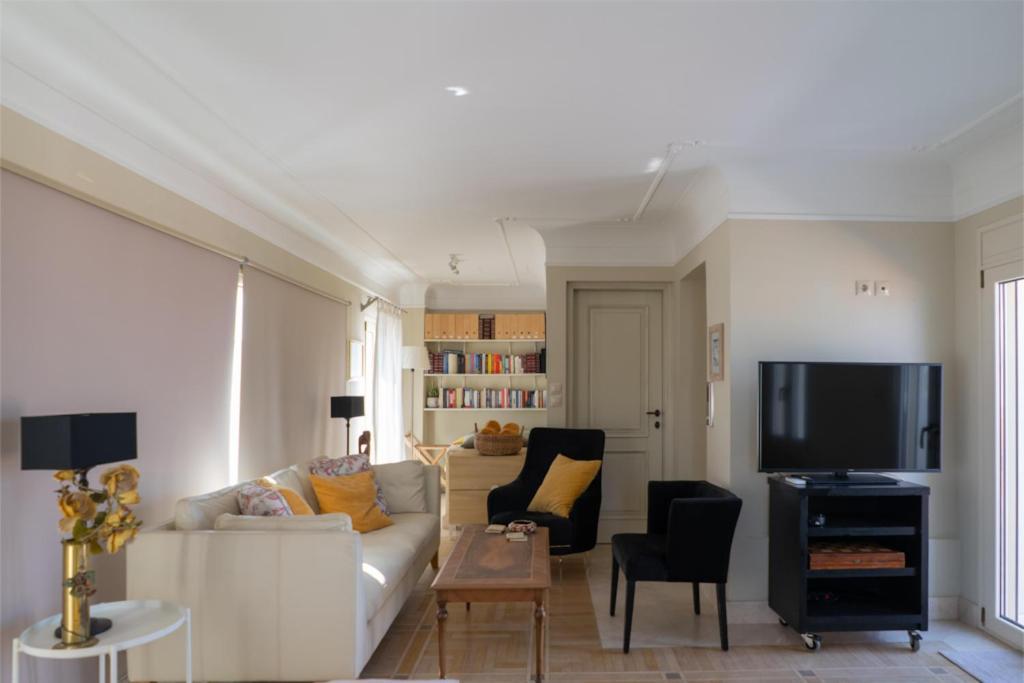Unique Room With Indoor Pool & Attic Alli Meria المظهر الخارجي الصورة